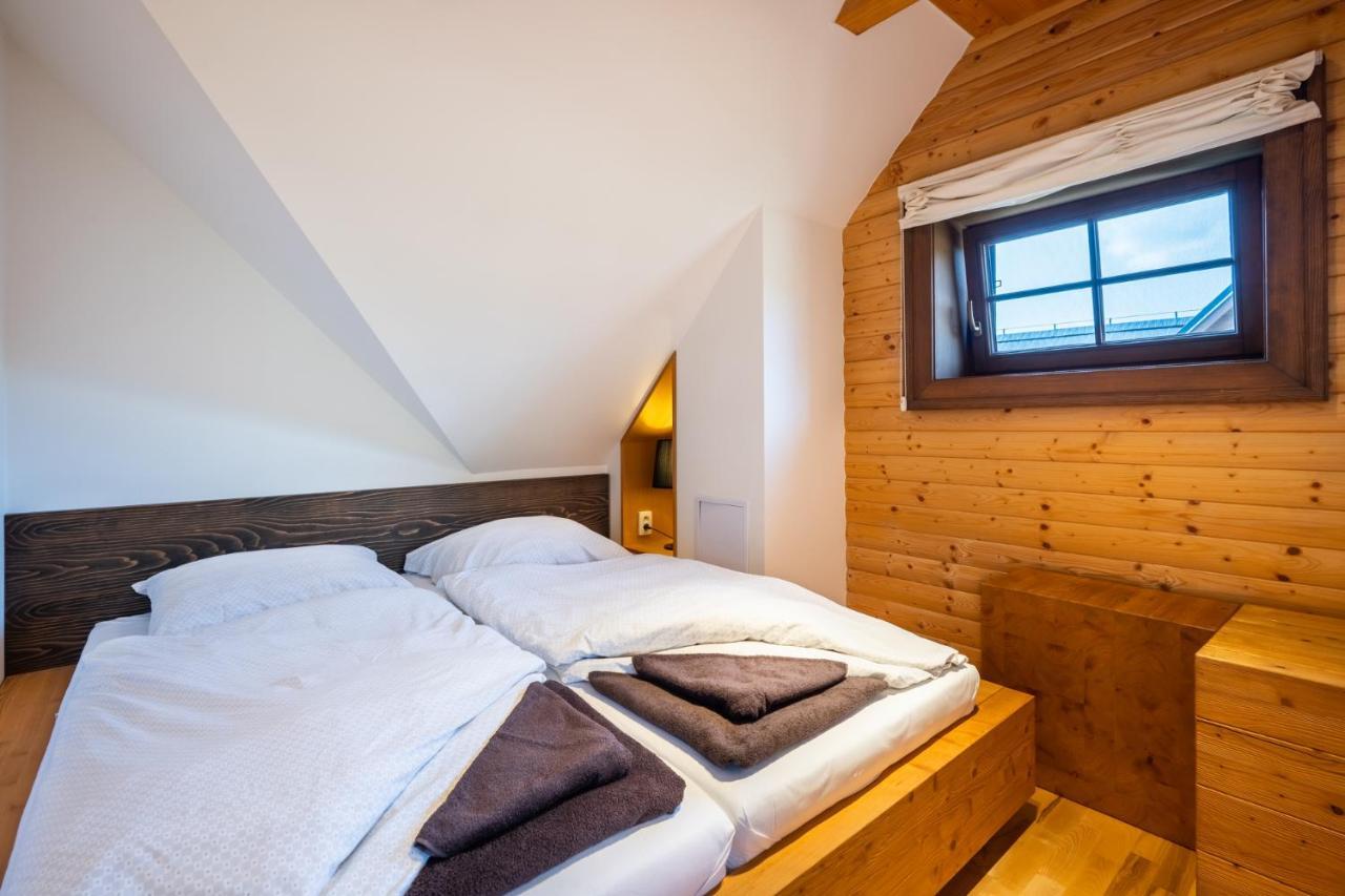 Wellness Drevenica Zuberec, 3 Apartmany, 2 Studia, Tatranske Stity Z Terasy Exterior foto