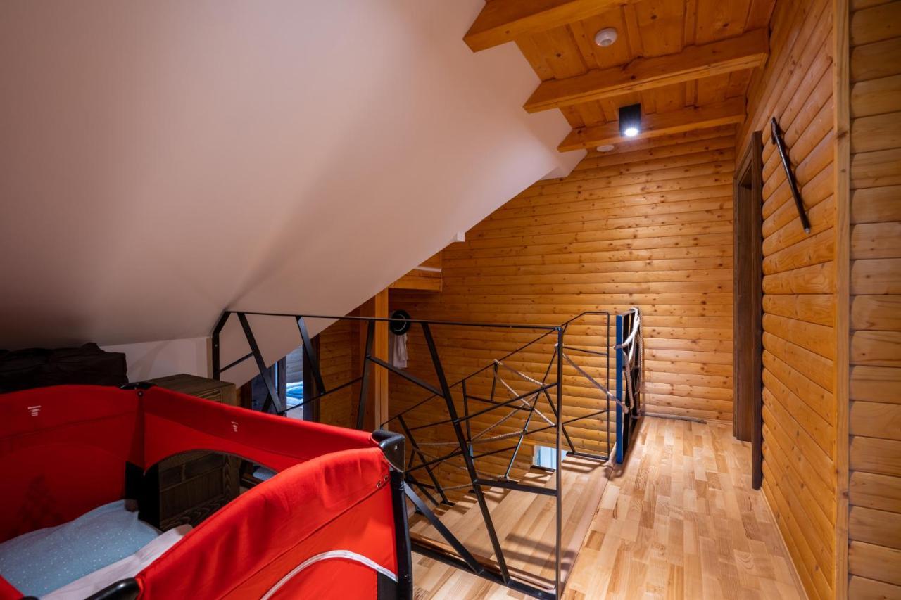 Wellness Drevenica Zuberec, 3 Apartmany, 2 Studia, Tatranske Stity Z Terasy Exterior foto
