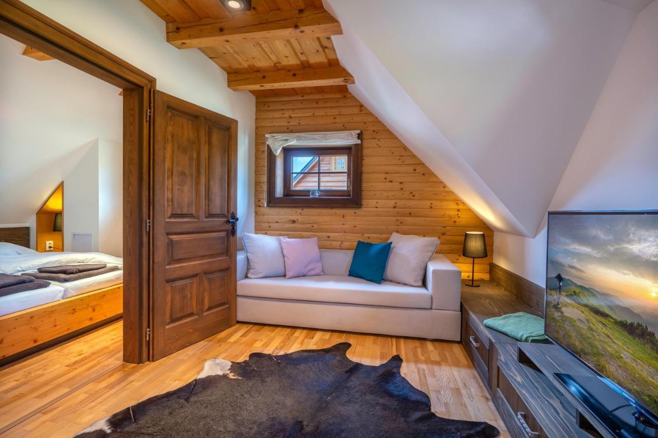 Wellness Drevenica Zuberec, 3 Apartmany, 2 Studia, Tatranske Stity Z Terasy Exterior foto