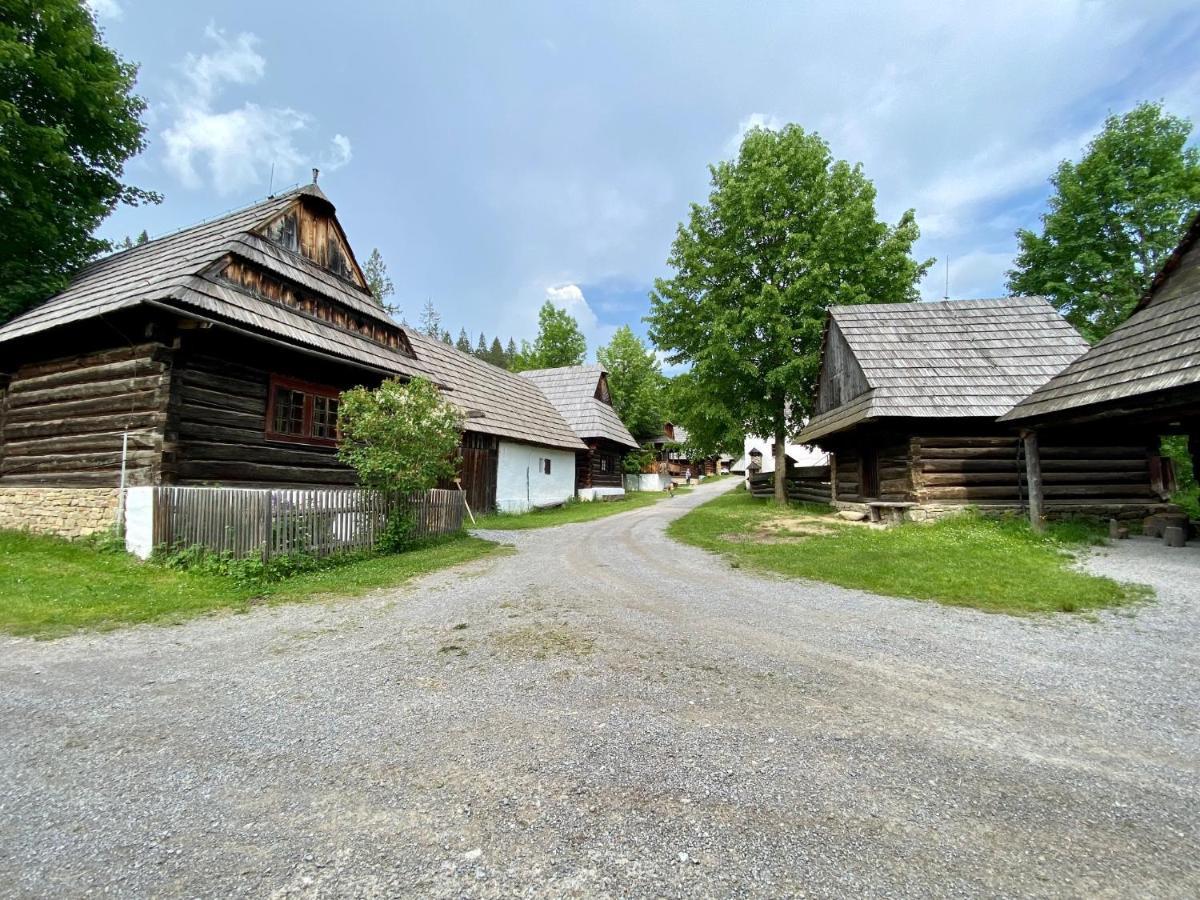 Wellness Drevenica Zuberec, 3 Apartmany, 2 Studia, Tatranske Stity Z Terasy Exterior foto